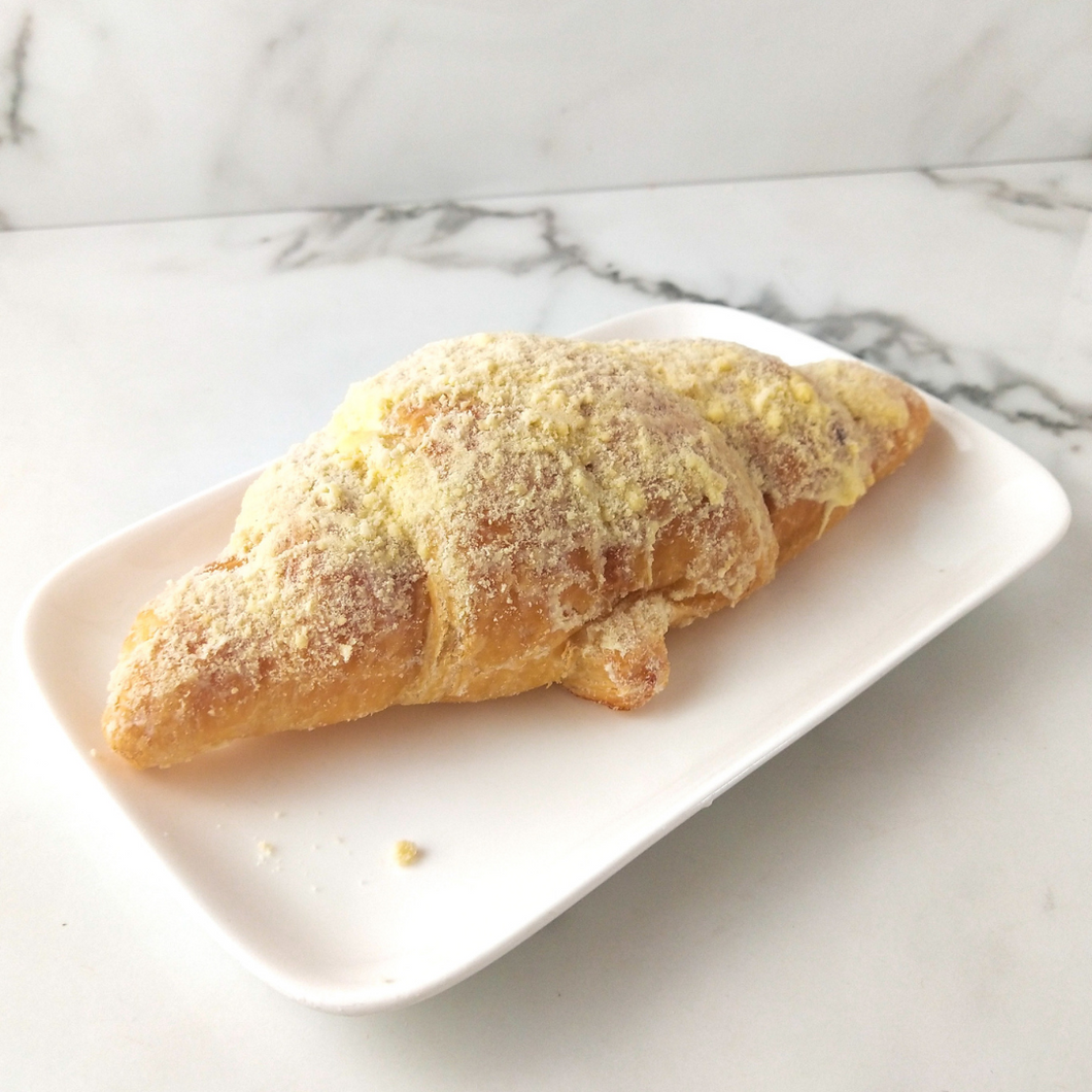 Salted Eggyolk Croissant